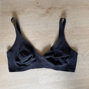 SKIMS Black Seamless Wireless Bralette